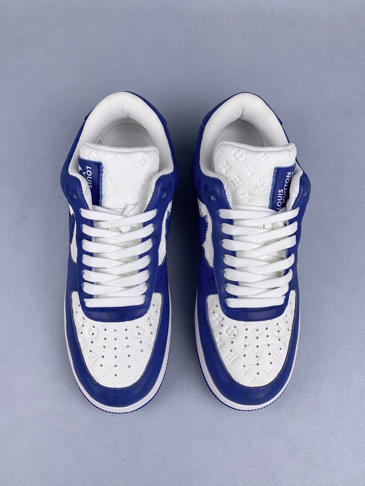 NIKE Air Force 1 Sneakers