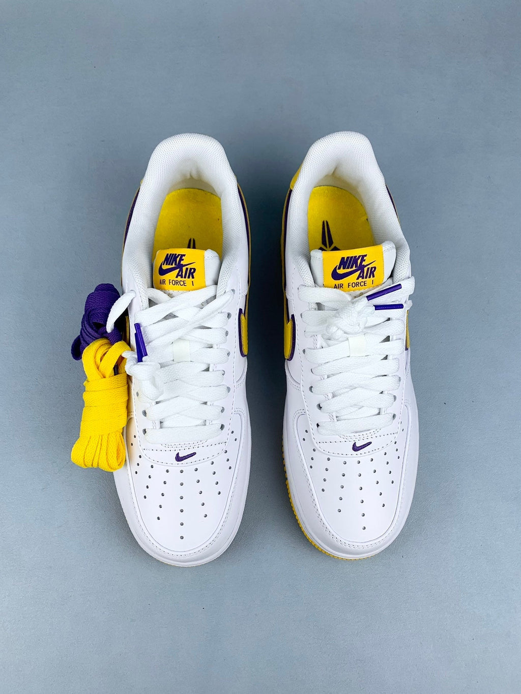 NIKE Air Force 1 Sneakers