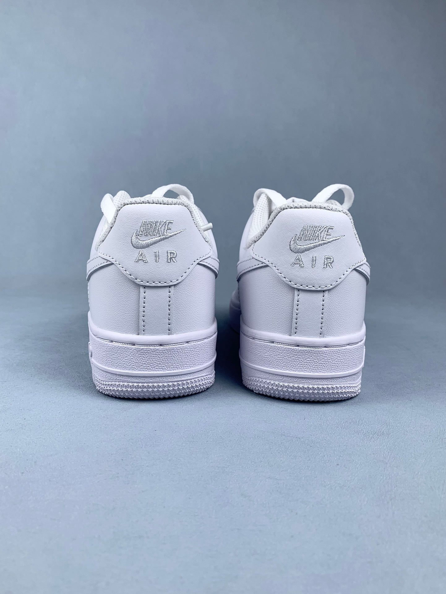 NIKE Air Force 1 Sneakers