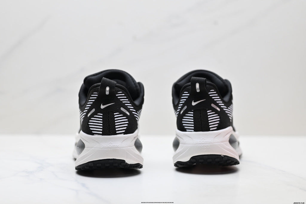 NIKE New Arrivals Running Shoe