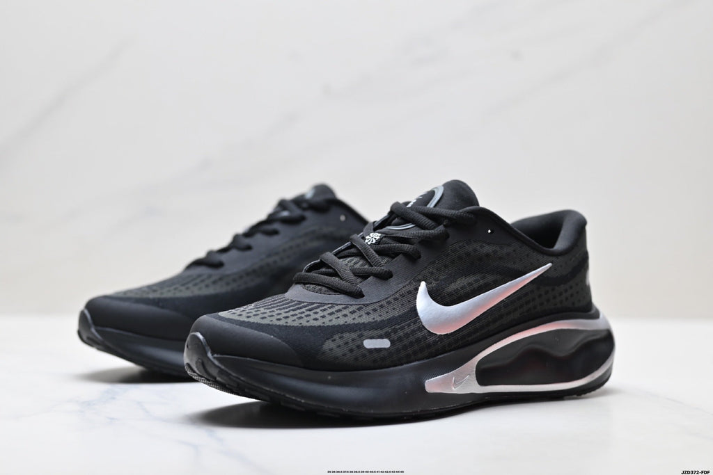NIKE New Arrivals Running Shoe
