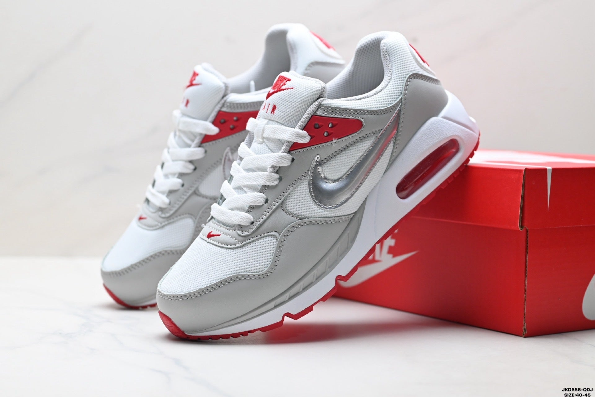 NIKE Matching Running Shoes