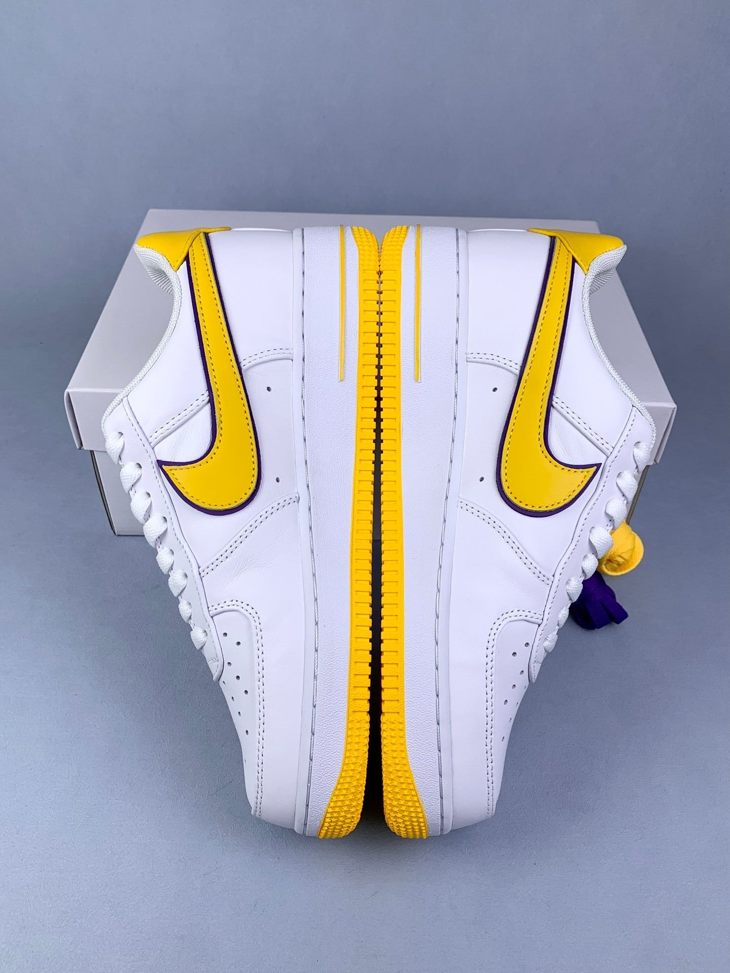 NIKE Air Force 1 Sneakers