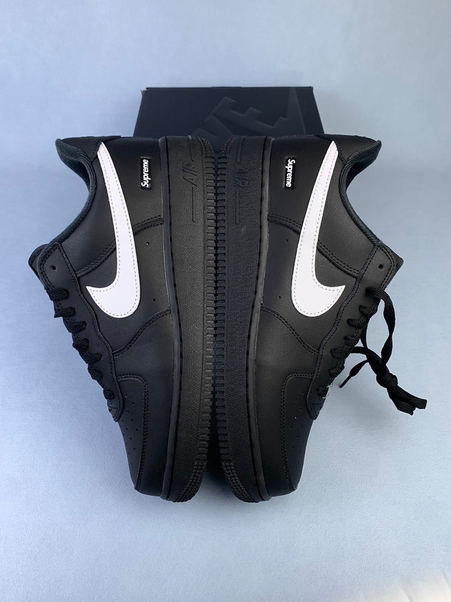 NIKE Air Force 1 Sneakers