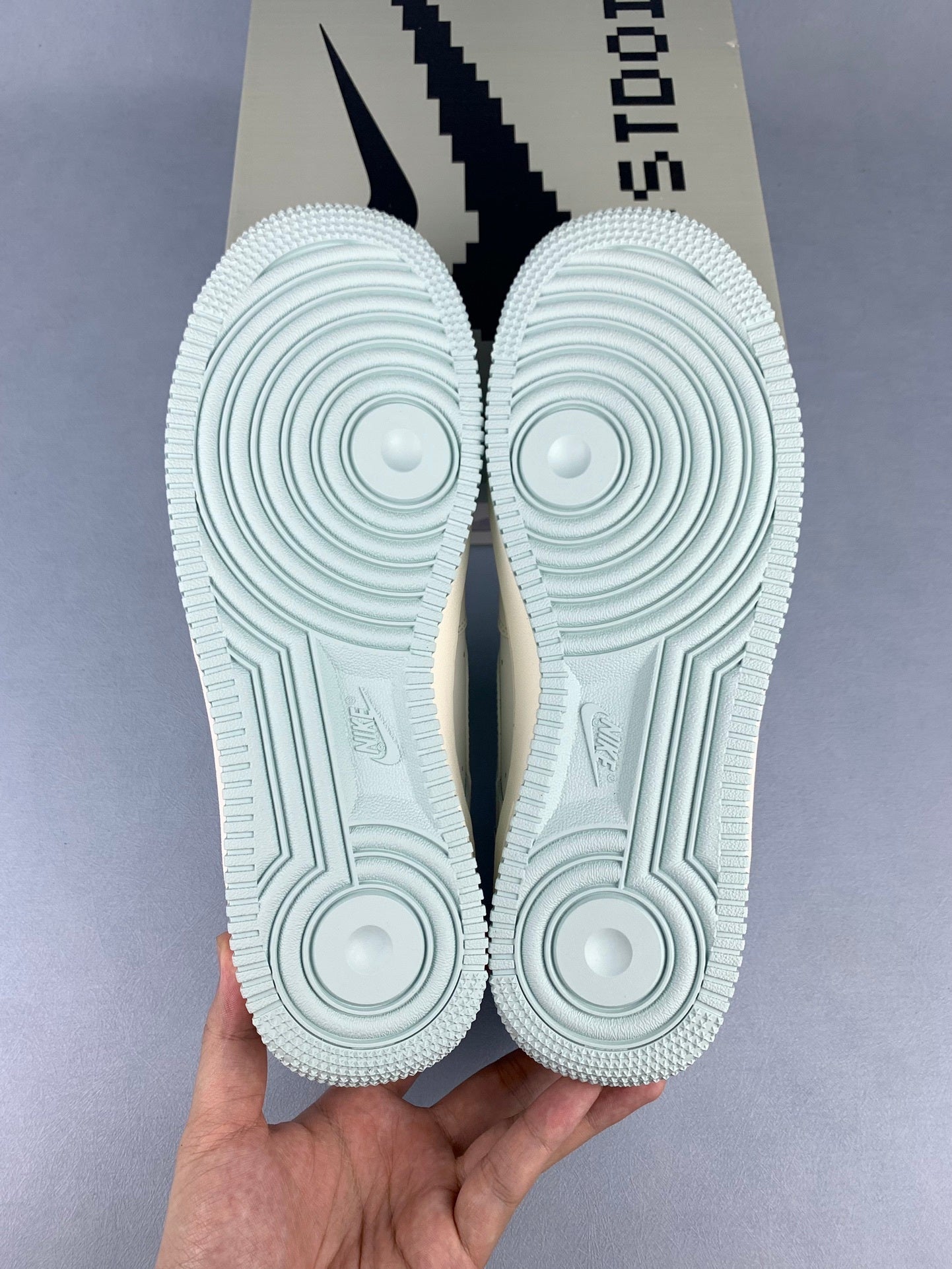 NIKE Air Force 1 Sneakers