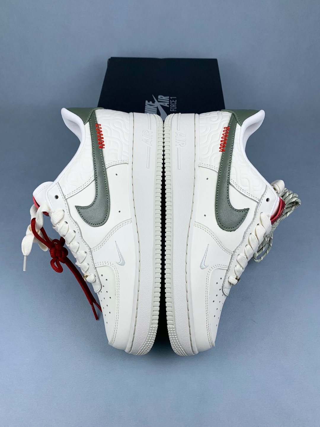NIKE Air Force 1 Sneakers
