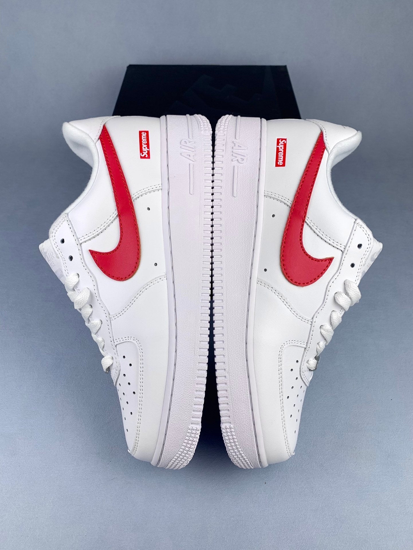 NIKE Air Force 1 Sneakers