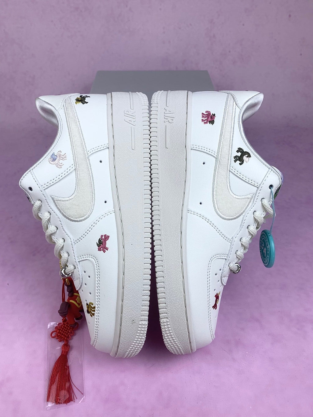 NIKE Air Force 1 Sneakers