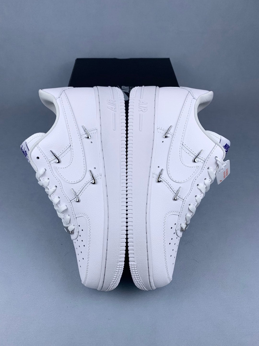 NIKE Air Force 1 Sneakers