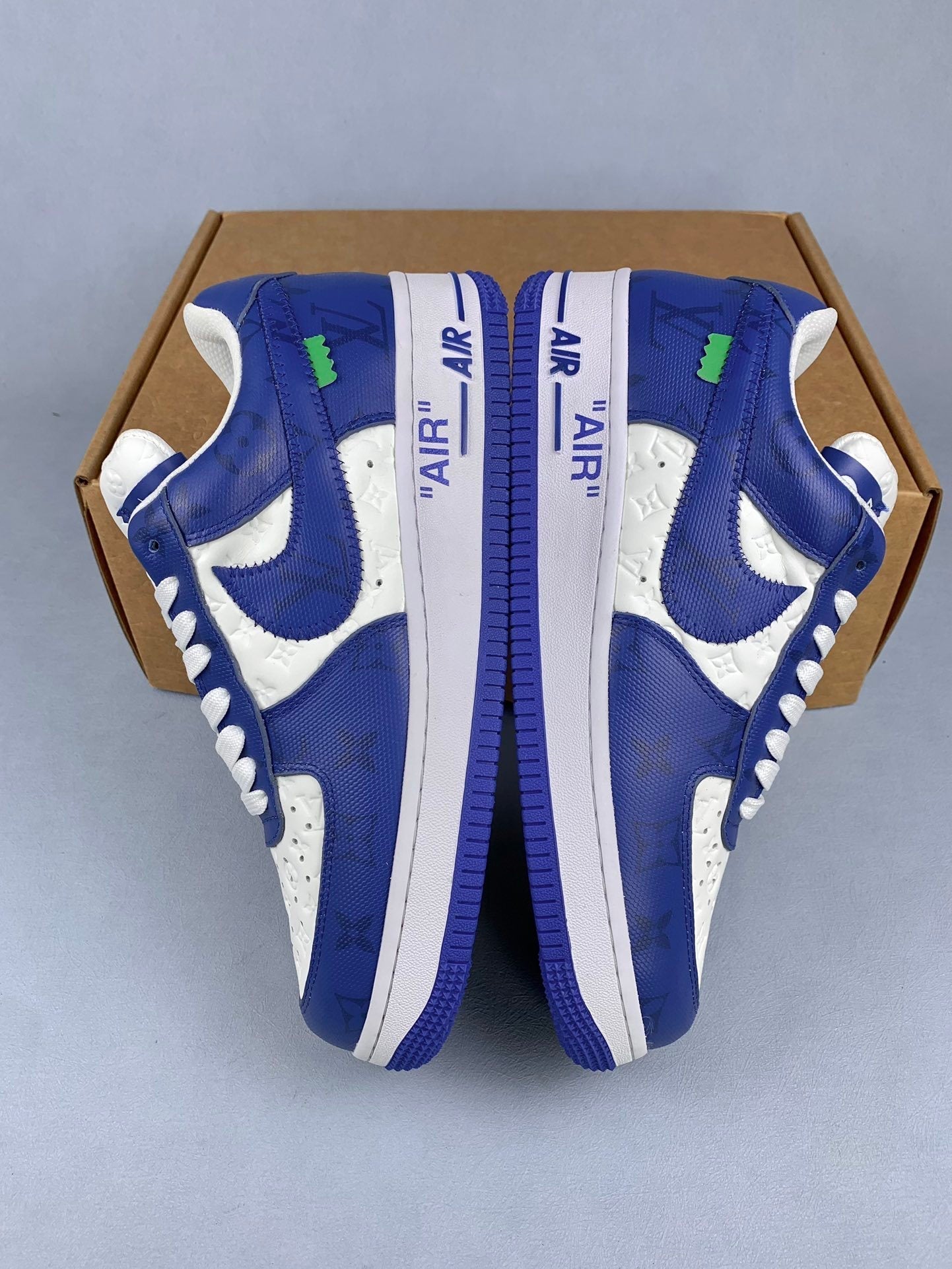 NIKE Air Force 1 Sneakers