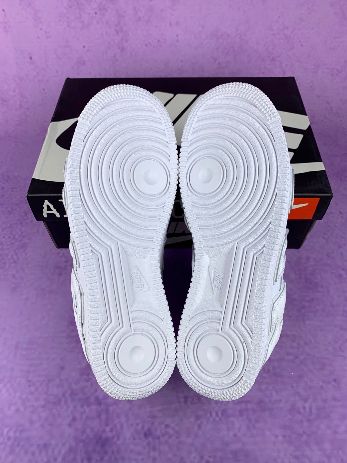 NIKE Air Force 1 Sneakers