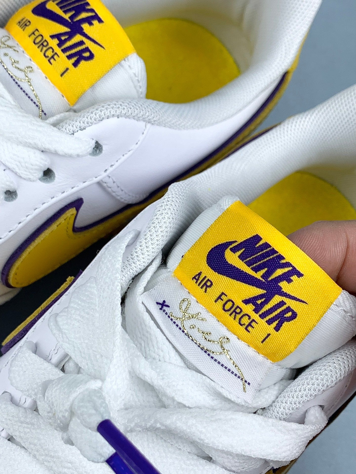 NIKE Air Force 1 Sneakers