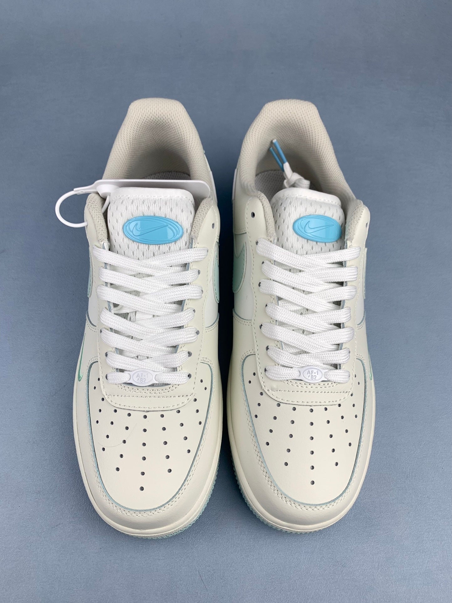 NIKE Air Force 1 Sneakers