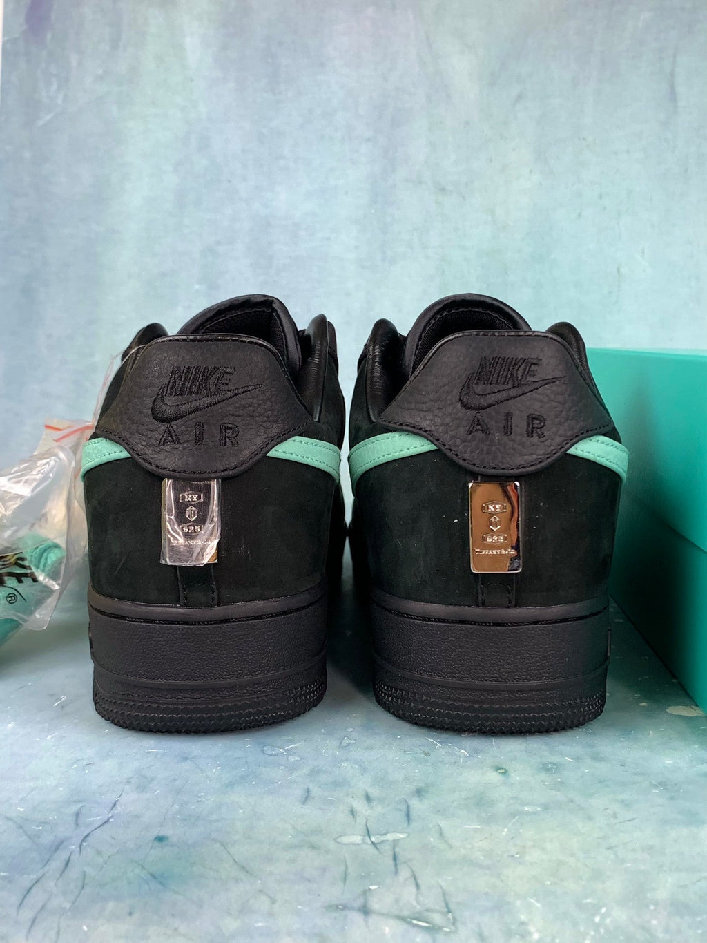 NIKE Air Force 1 Sneakers