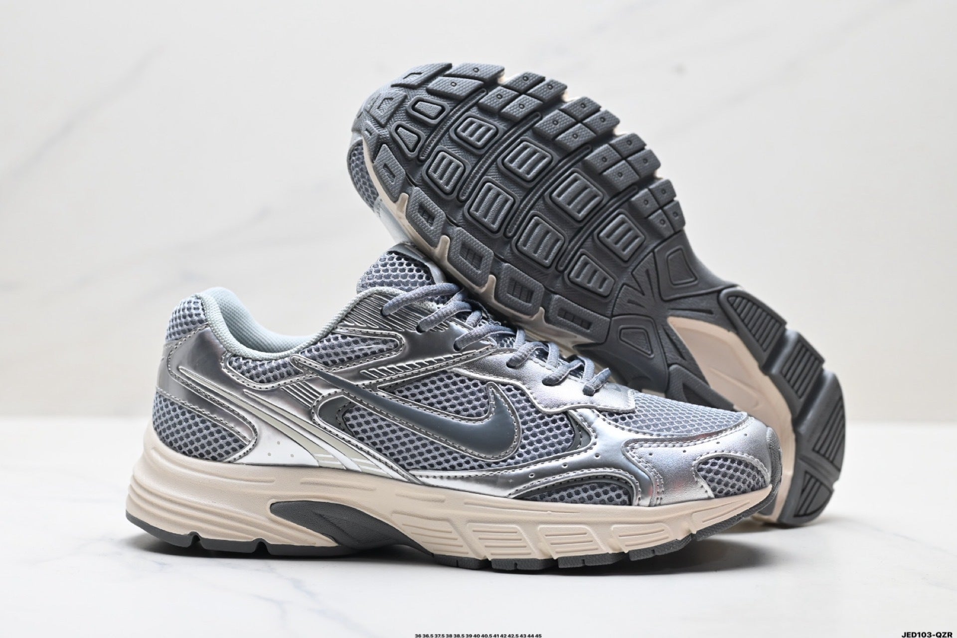 NIKE New Arrivals Running Shoe