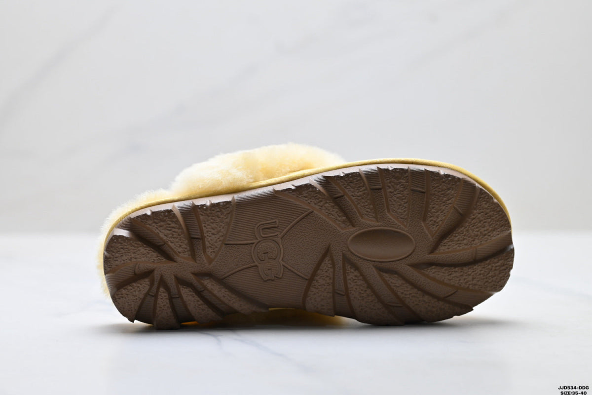UGG Slipper Evolution Shearling Closed-Toe Slippers - product image 9