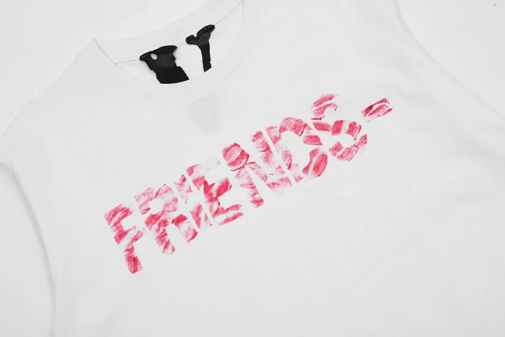 FRIENDS x Pink Lip Prints T-shirt