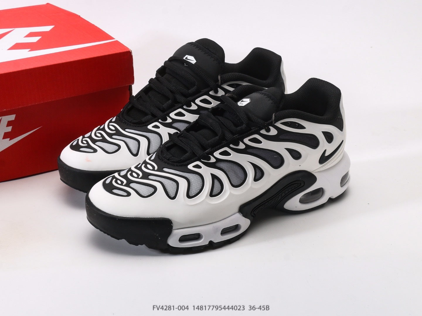 NIKE New Arrivals Running Shoe