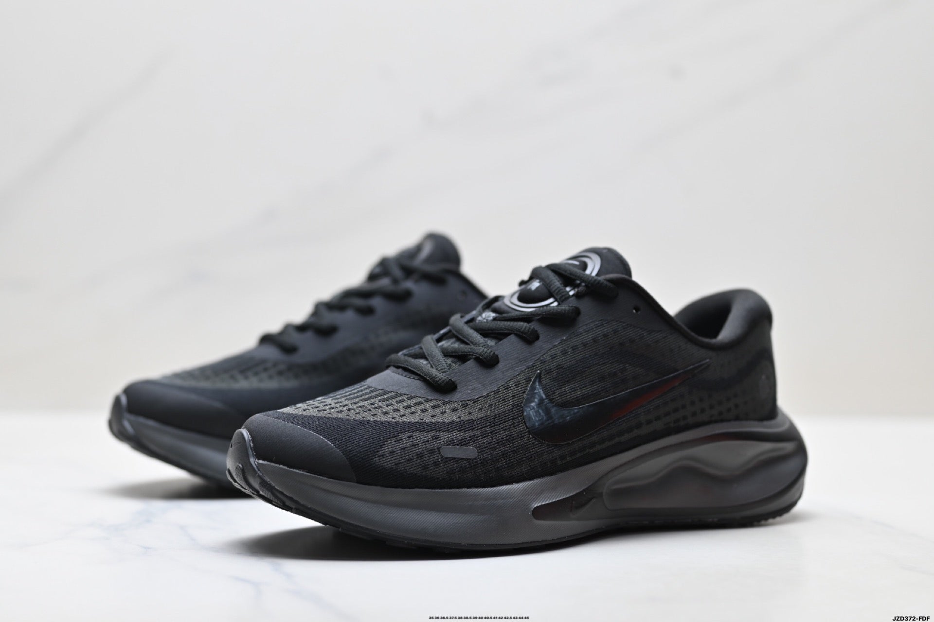 NIKE New Arrivals Running Shoe