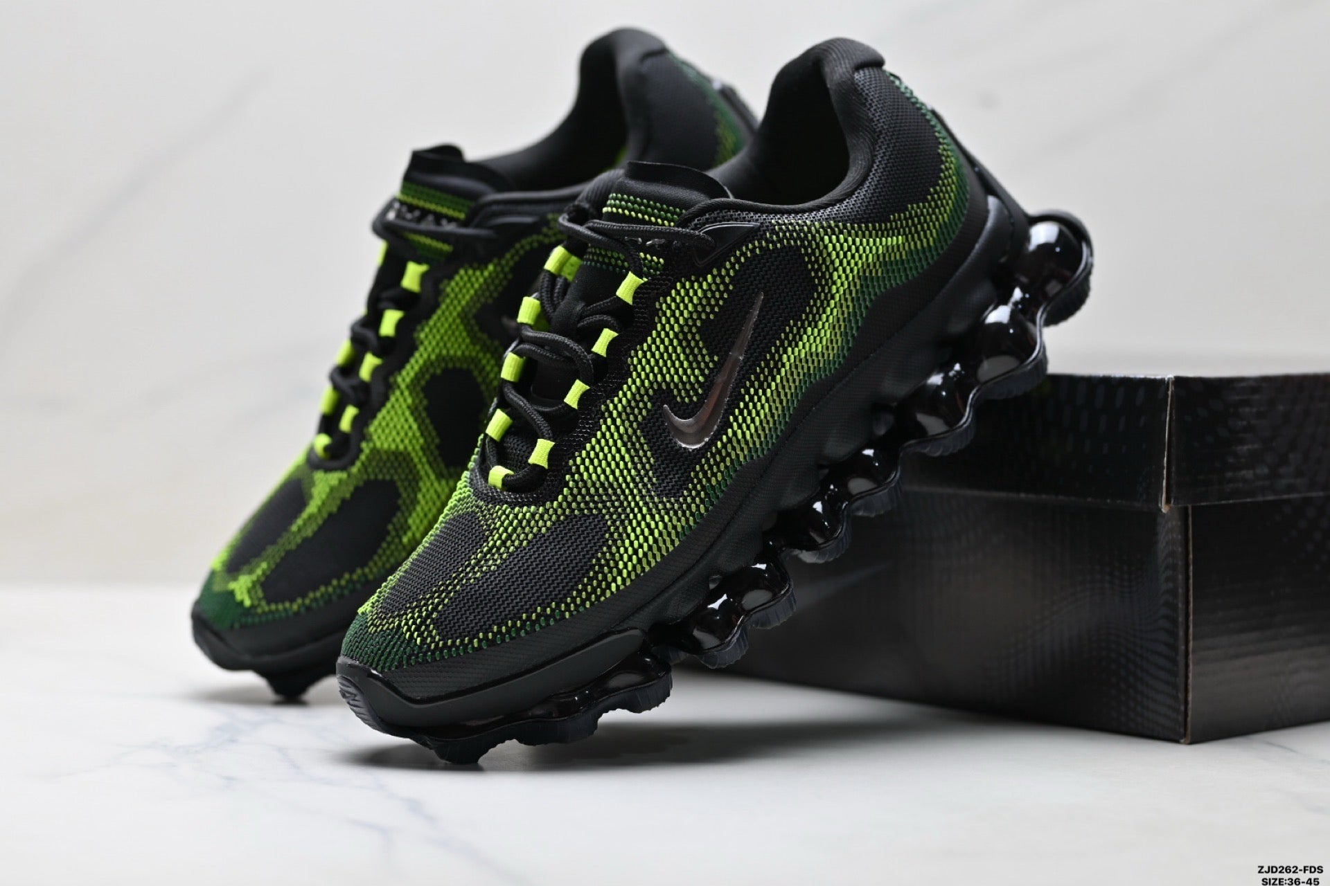 NIKE New Arrivals Running Shoe