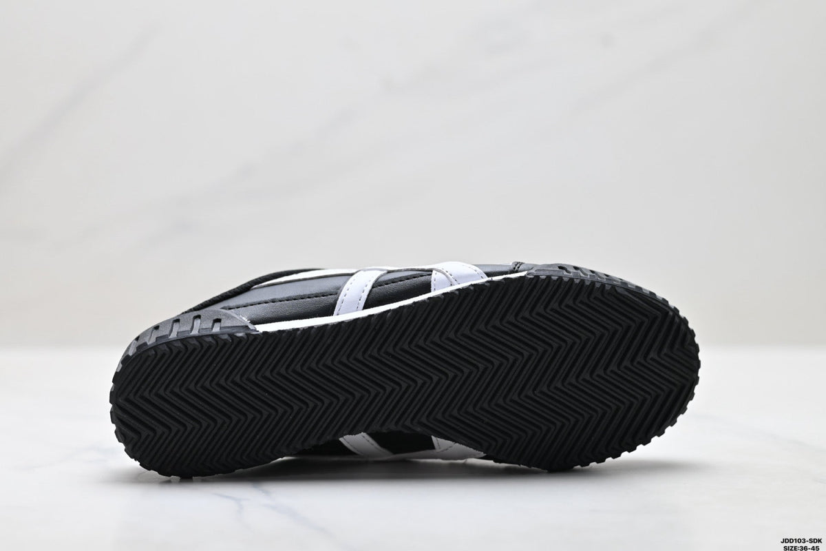 Onitsuka Tiger Retro Sabot Black White Unisex Shoes detail view 9